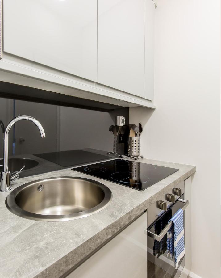 Modern Studio Next To Edinburgh Castle Apartment Ngoại thất bức ảnh